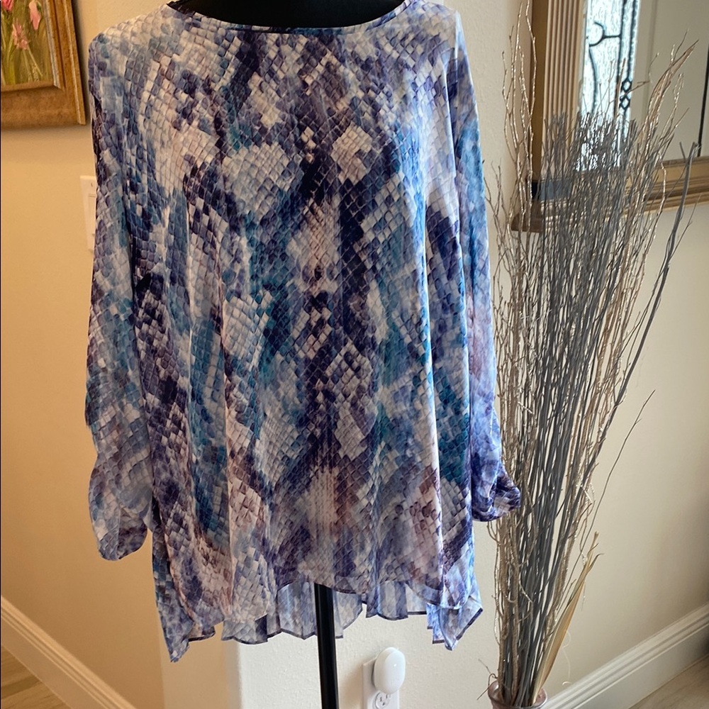 Jennifer Lopez Blue and Purple Women's Top